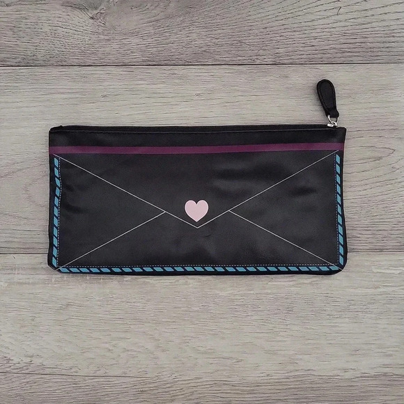 San Francisco Bridge Envelope Faux Leather Zippered Multi Pocket Clutch - Picture 2 of 9